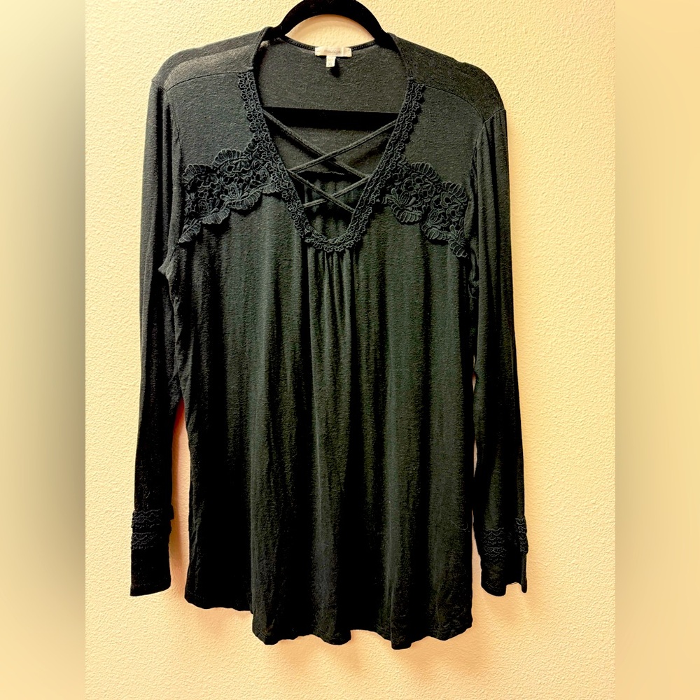 Maurice Black with Lace Long Sleeves. XL.